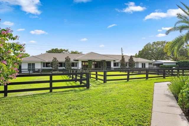 Paddock Park Residence photo 9