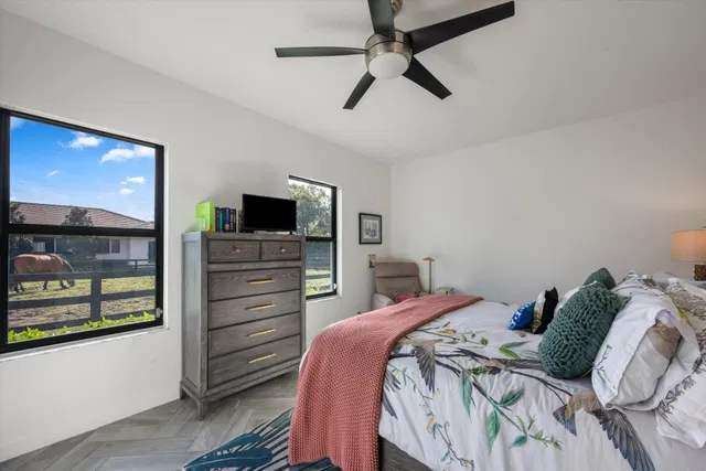 Paddock Park Residence photo 29