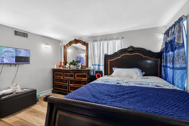 West Palm Beach Residence photo 20