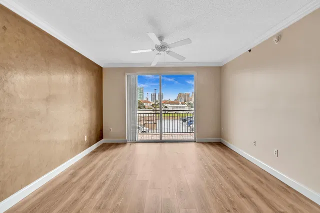 The Montecito Unit 508 photo 6