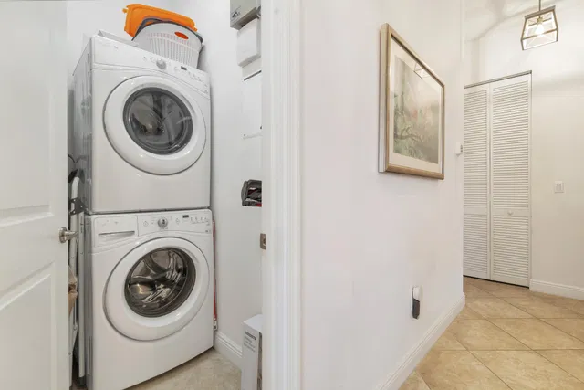 Villas on Antique Row Unit 200 photo 18