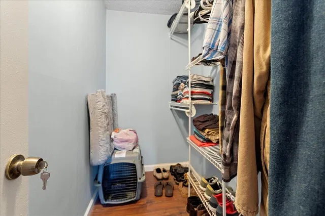 Unit 120a photo 10
