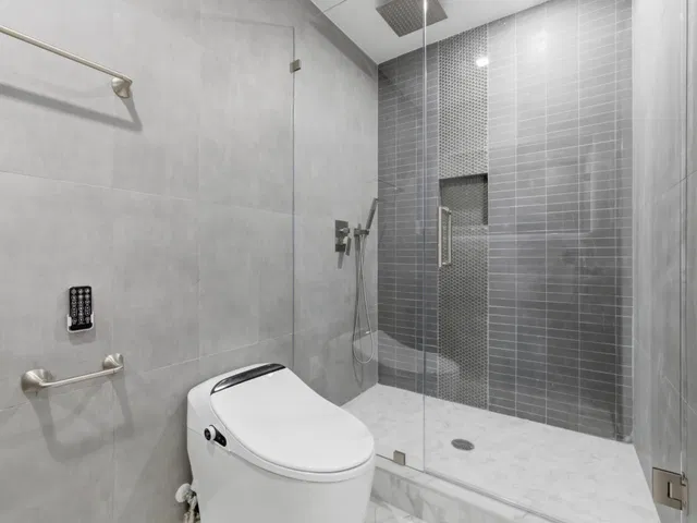 Residence photo 34