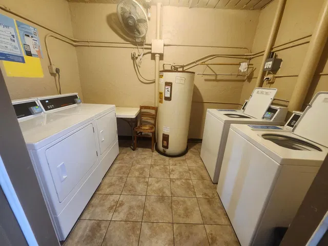 Unit 305 photo 24