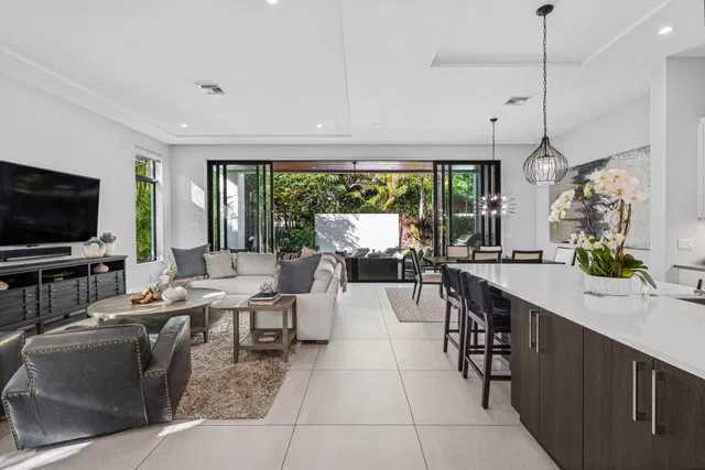 Palm Trail Delray Beach Residence photo 6