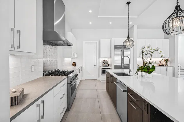 Palm Trail Delray Beach Residence photo 14
