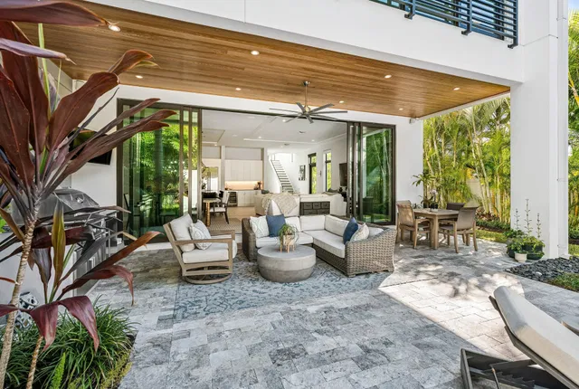 Palm Trail Delray Beach Residence photo 32