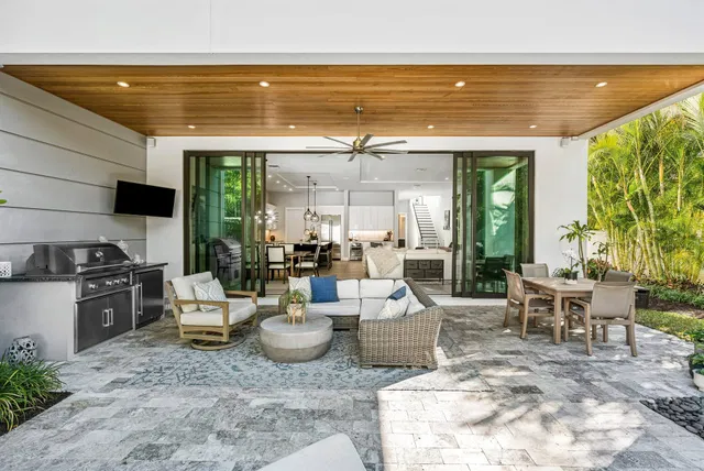 Palm Trail Delray Beach Residence photo 33
