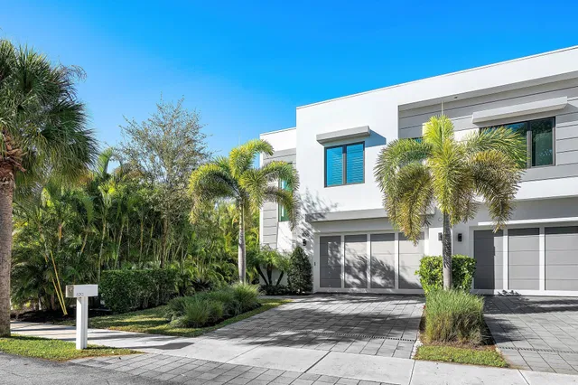 Palm Trail Delray Beach Residence photo 54