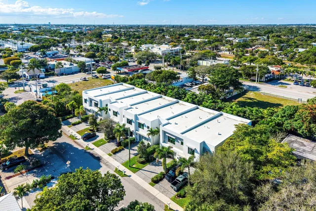 Palm Trail Delray Beach Residence photo 56