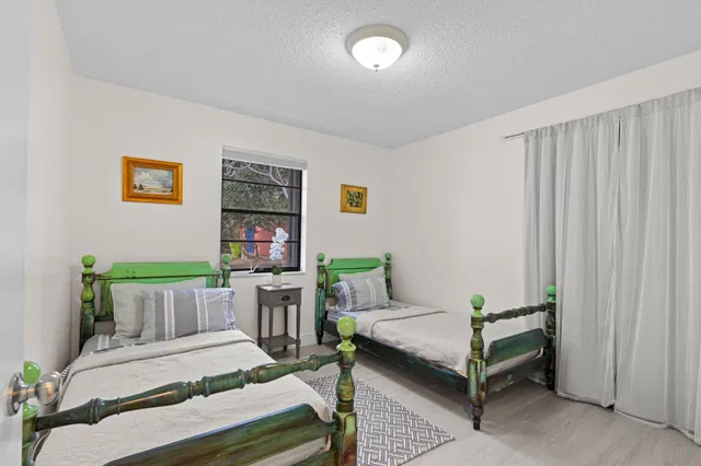 Residence photo 21