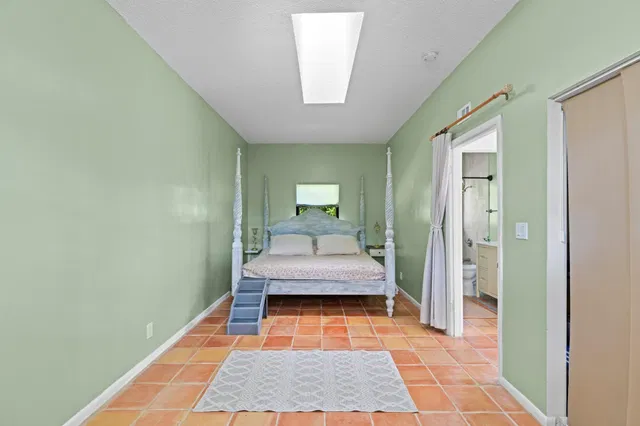 Residence photo 38