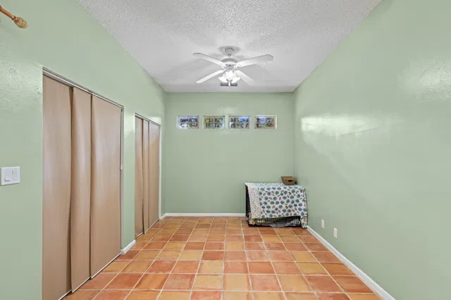 Residence photo 39