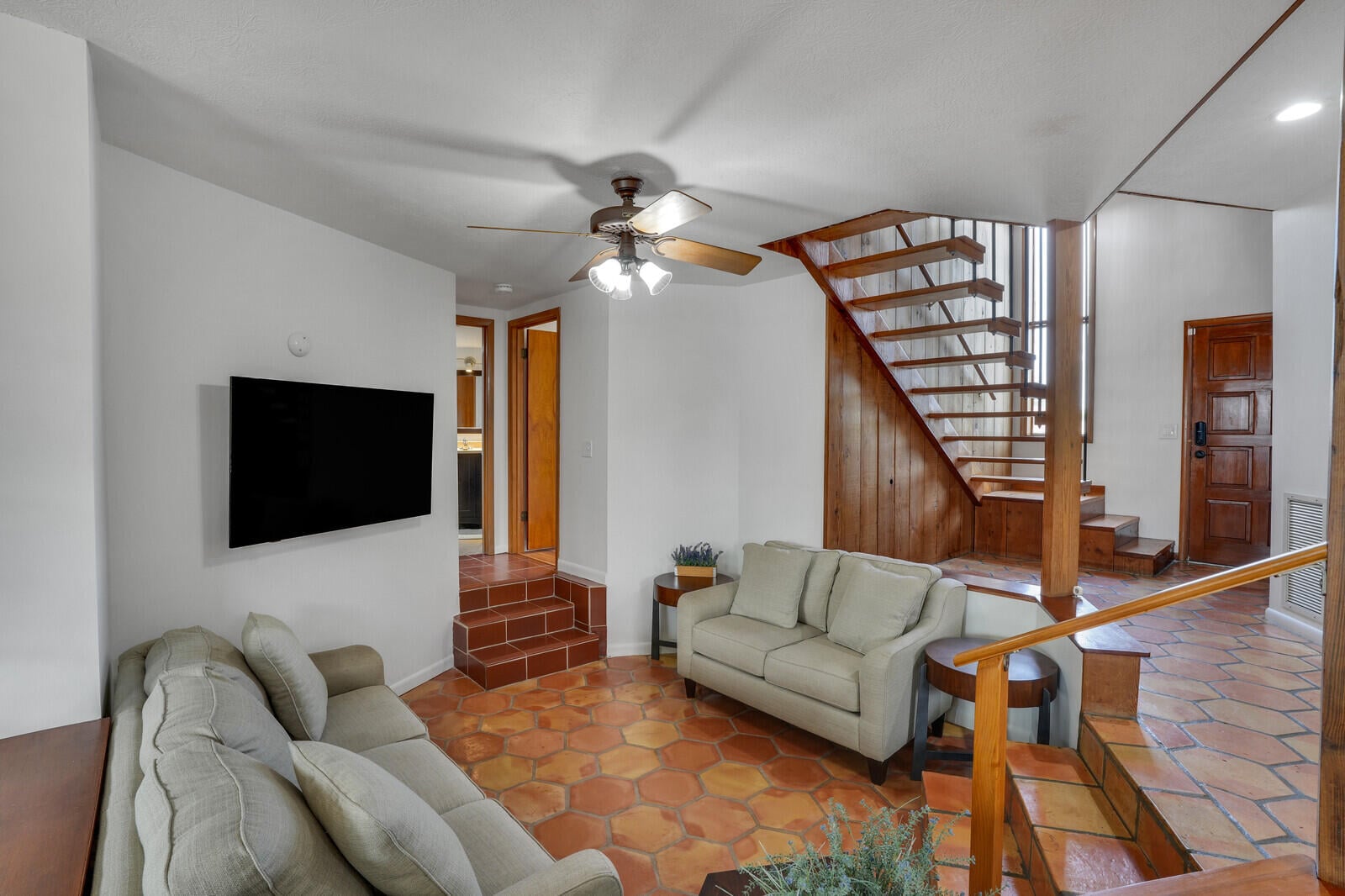 Residence photo 9