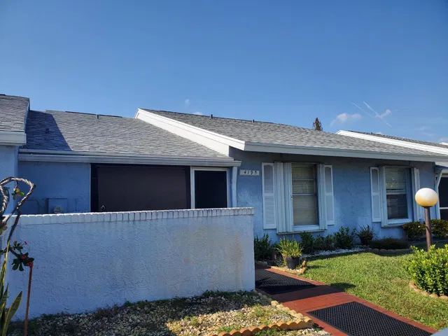 Residence photo 5