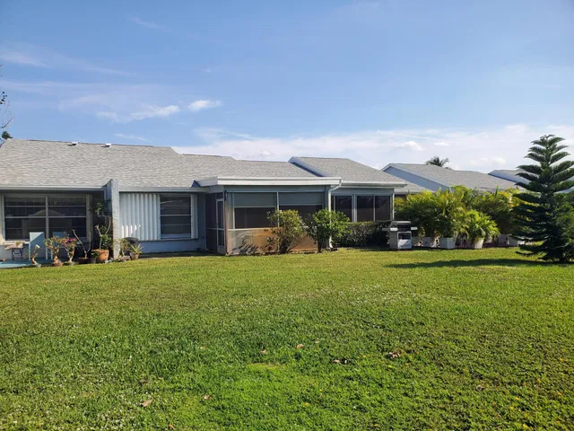 Residence photo 11