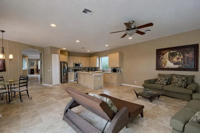 Residence photo 7