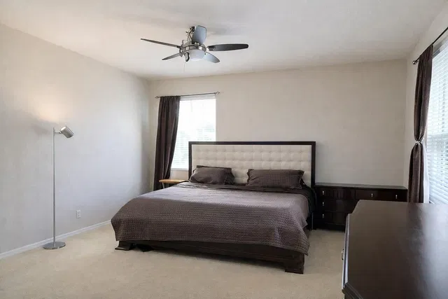 Residence photo 19