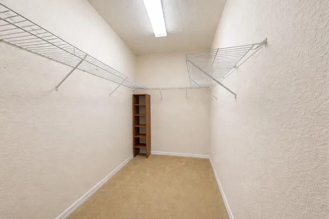 Residence photo 24