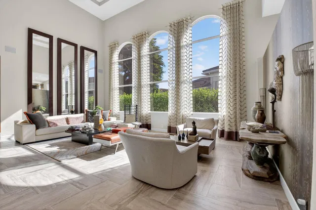 Woodfield Country Club Residence photo 12