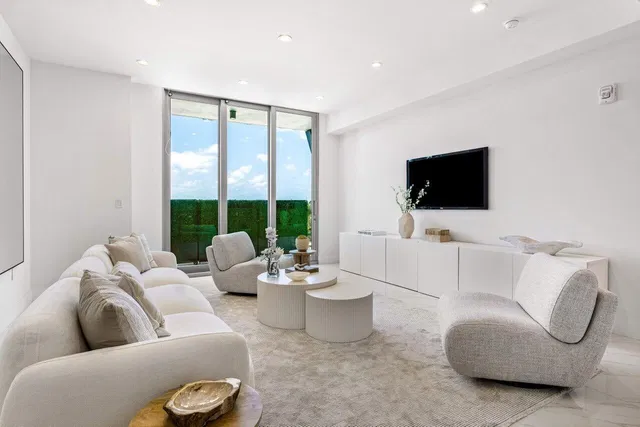 Royal Palm Residences Boca Raton Unit 601 photo 15