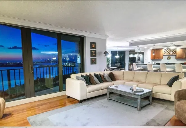 Harbour Point Singer Island Unit 1106 photo 4