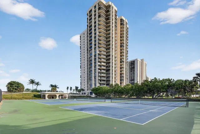 Eastpointe Singer Island Unit 22i photo 45