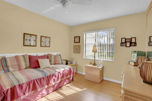 Residence photo 14