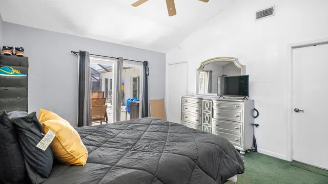  Residence photo 11