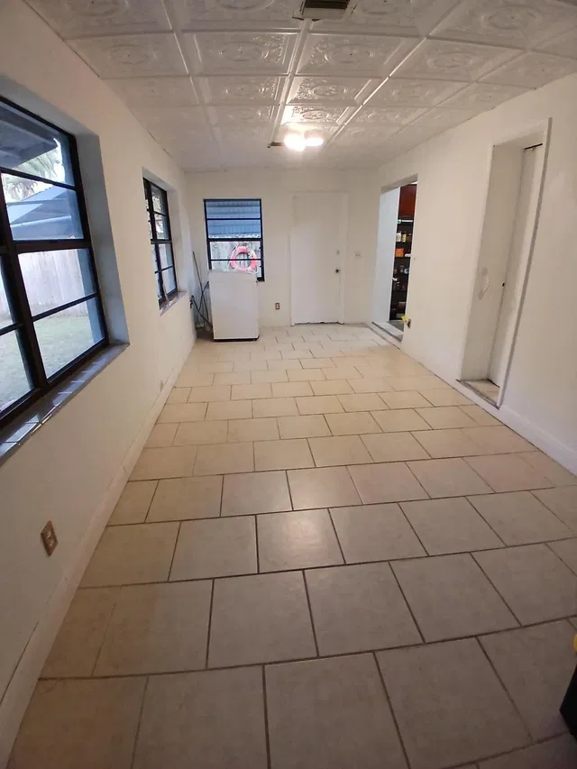 Residence photo 5