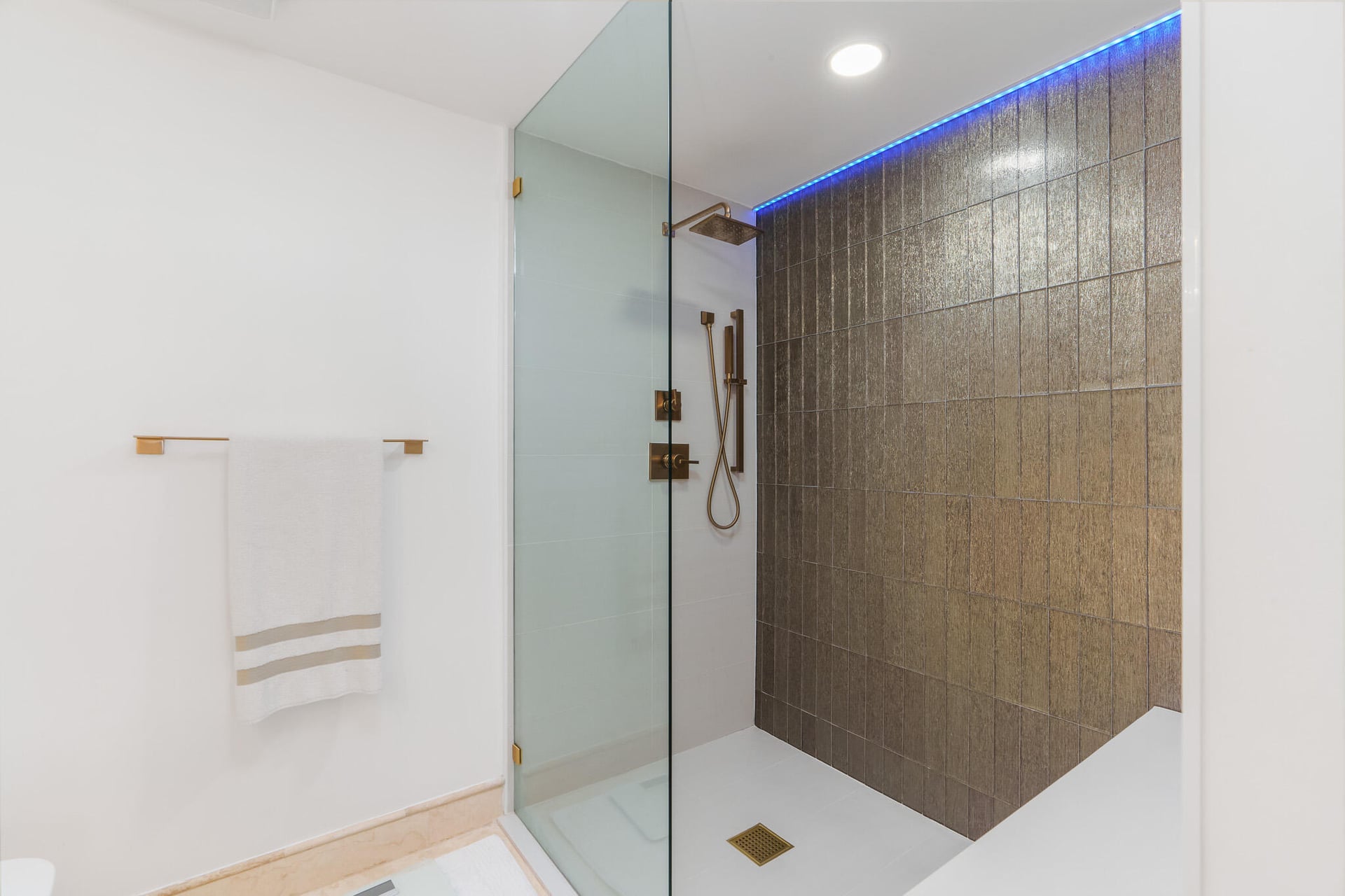 CityPlace South Tower Unit 1409 photo 17