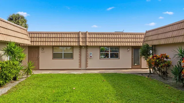 Residence photo 3
