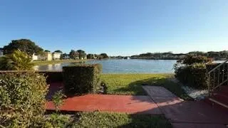 Residence photo 4