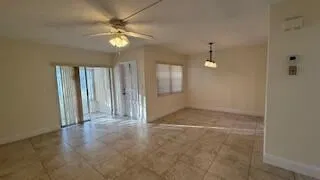 Residence photo 9
