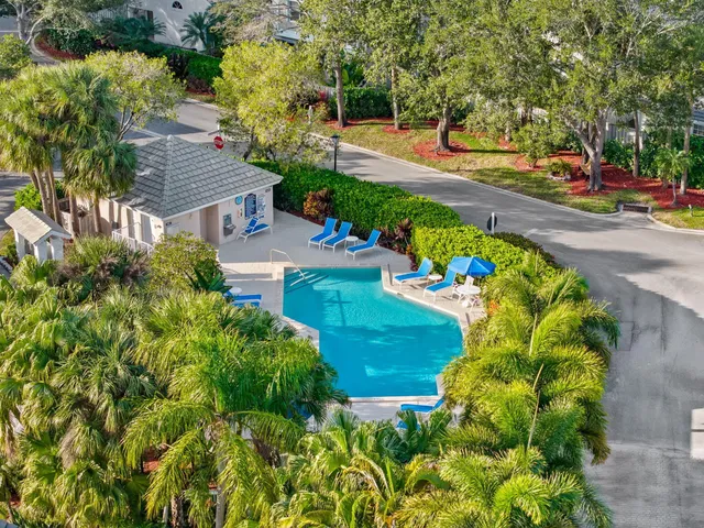 PGA National Palm Beach Gardens Residence photo 33
