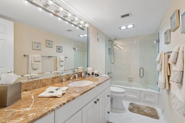 Aquarius Condominium Unit 907 photo 31