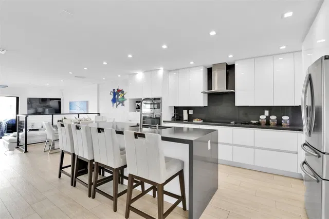 Residence photo 9