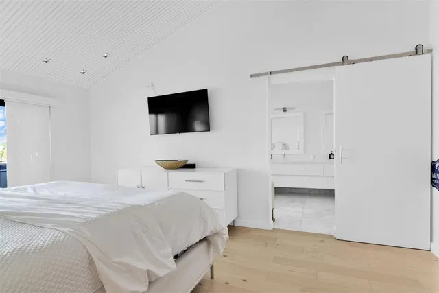 Residence photo 32