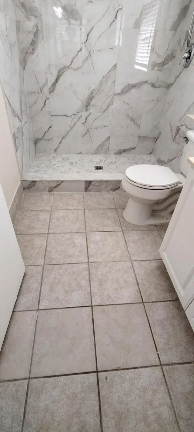 Unit 1008 photo 13