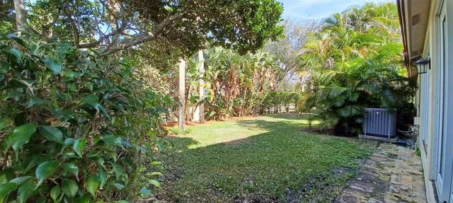  Residence photo 42