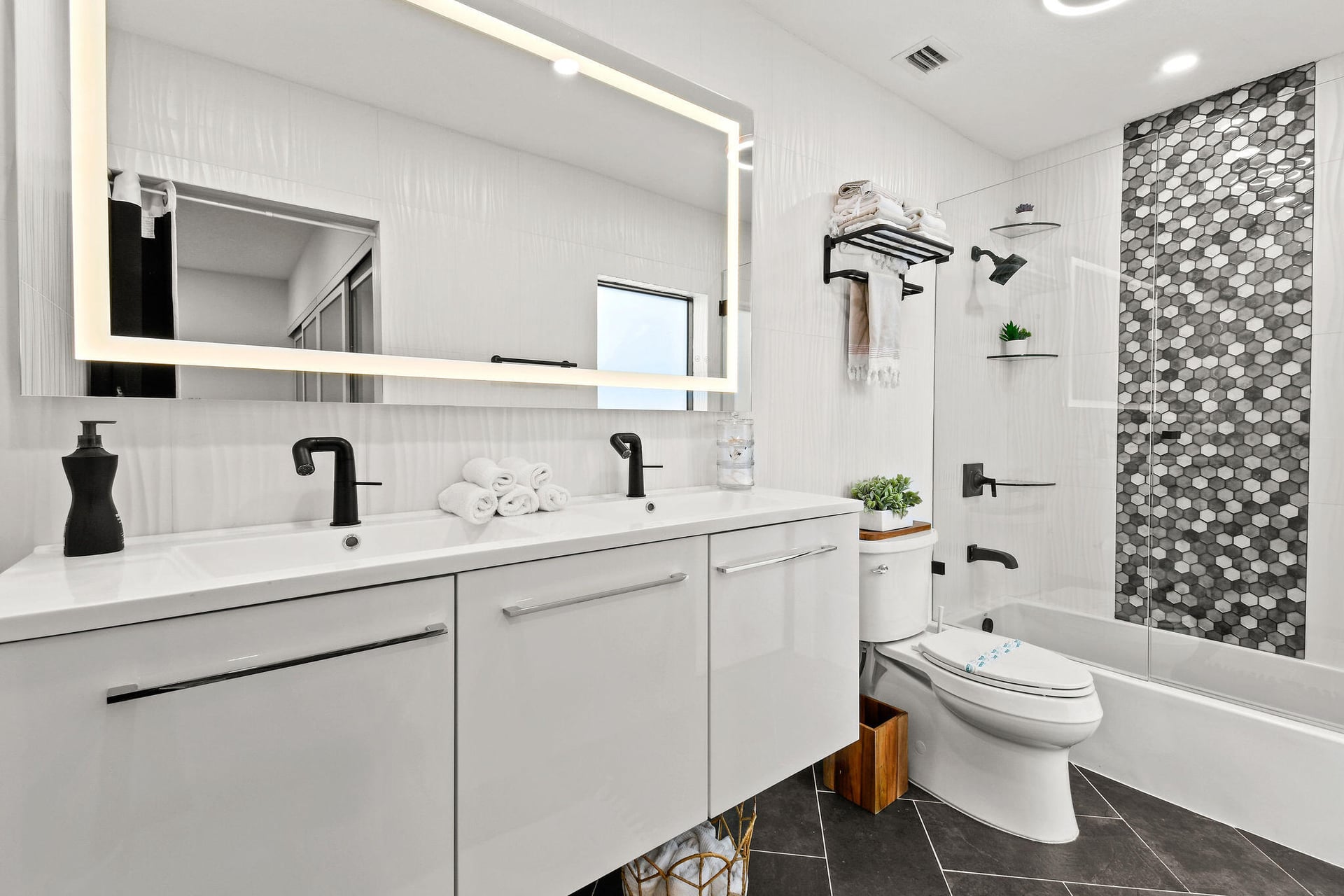 Residence photo 19