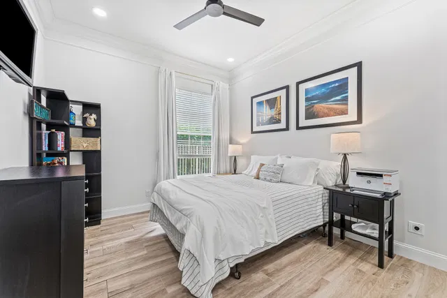 Residence photo 20