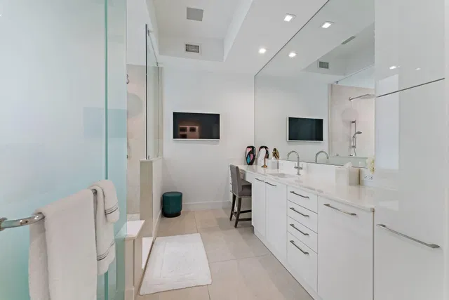 Water Club North Palm Beach Unit 1902 photo 18