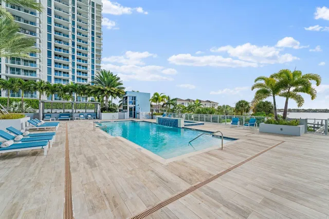 Water Club North Palm Beach Unit 1902 photo 68