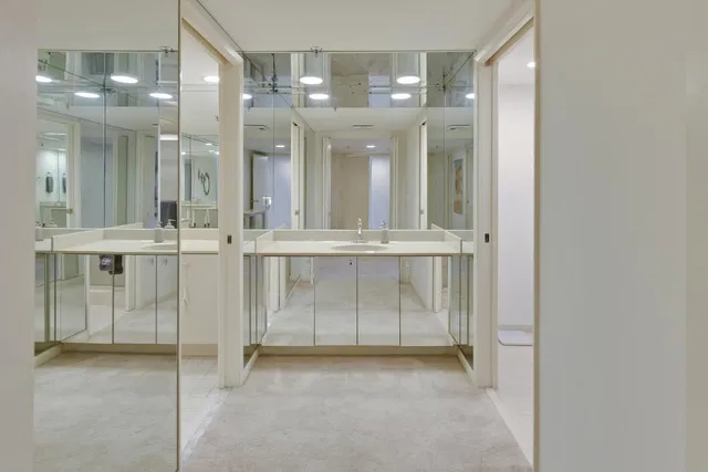 Unit 204 photo 12