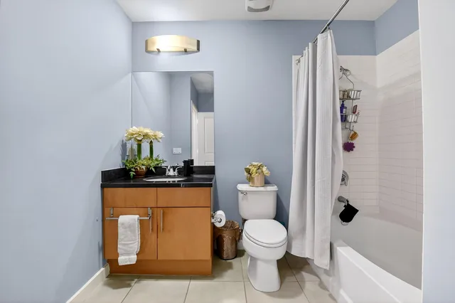 The Edge Unit 1205 photo 20