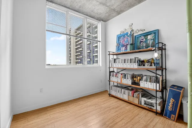 The Edge Unit 1205 photo 21