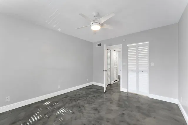 Unit 3070 photo 13