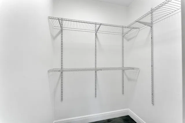 Unit 3070 photo 15