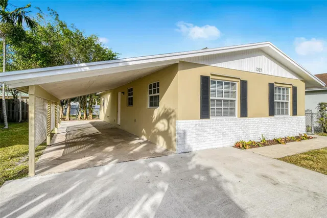 Jupiter River Estates Residence photo 23